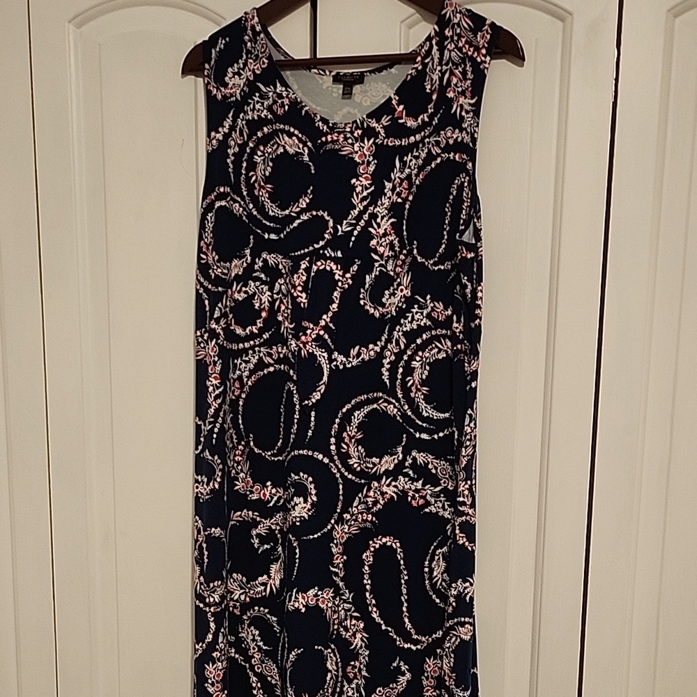 Floral Patterned Sleeveless Dress